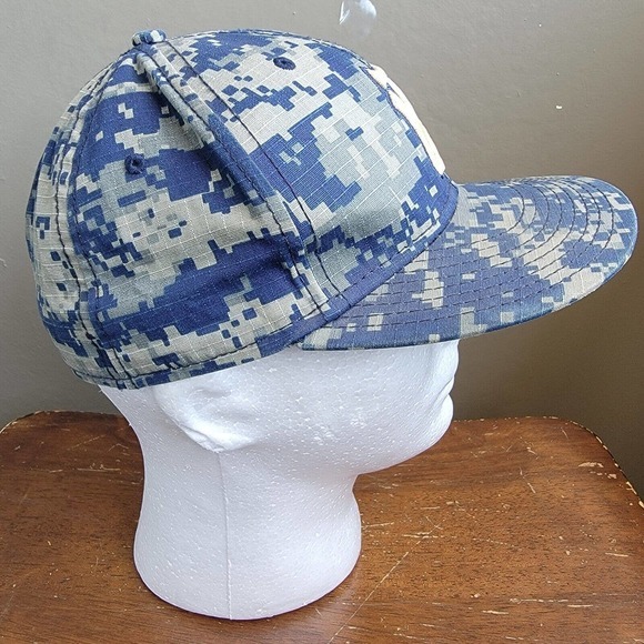 The Game Pro Hat Size 6⅞ Blue Camouflage Baseball Cap TW WT Logo - Picture 6 of 10